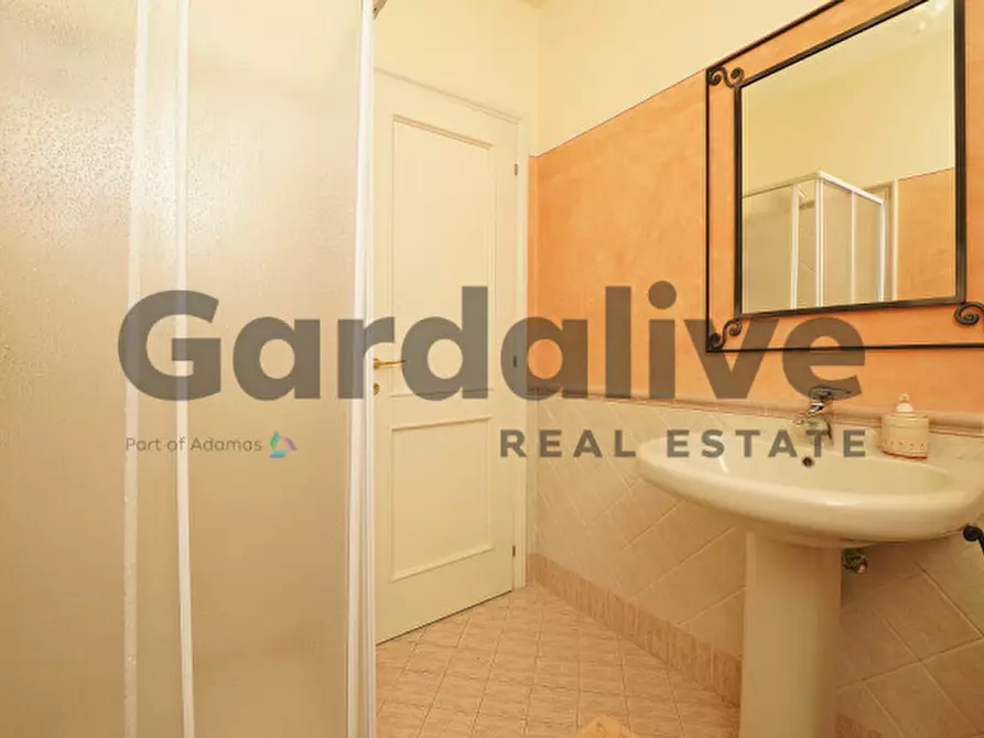 Immagine 18 di Villetta a schiera in vendita  in Via Panoramica a Manerba Del Garda