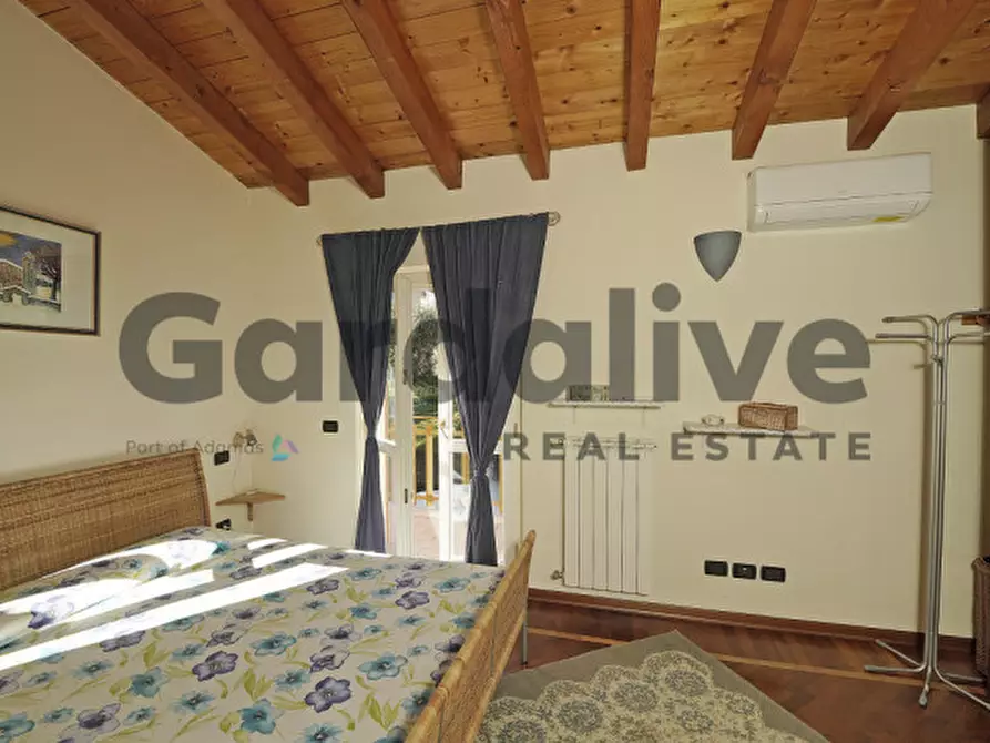 Immagine 19 di Villetta a schiera in vendita  in Via Panoramica a Manerba Del Garda