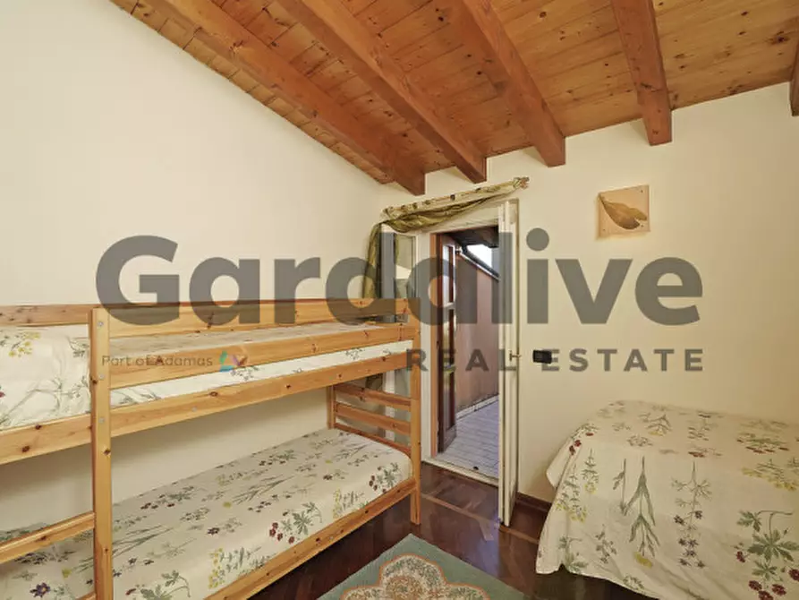 Immagine 25 di Villetta a schiera in vendita  in Via Panoramica a Manerba Del Garda