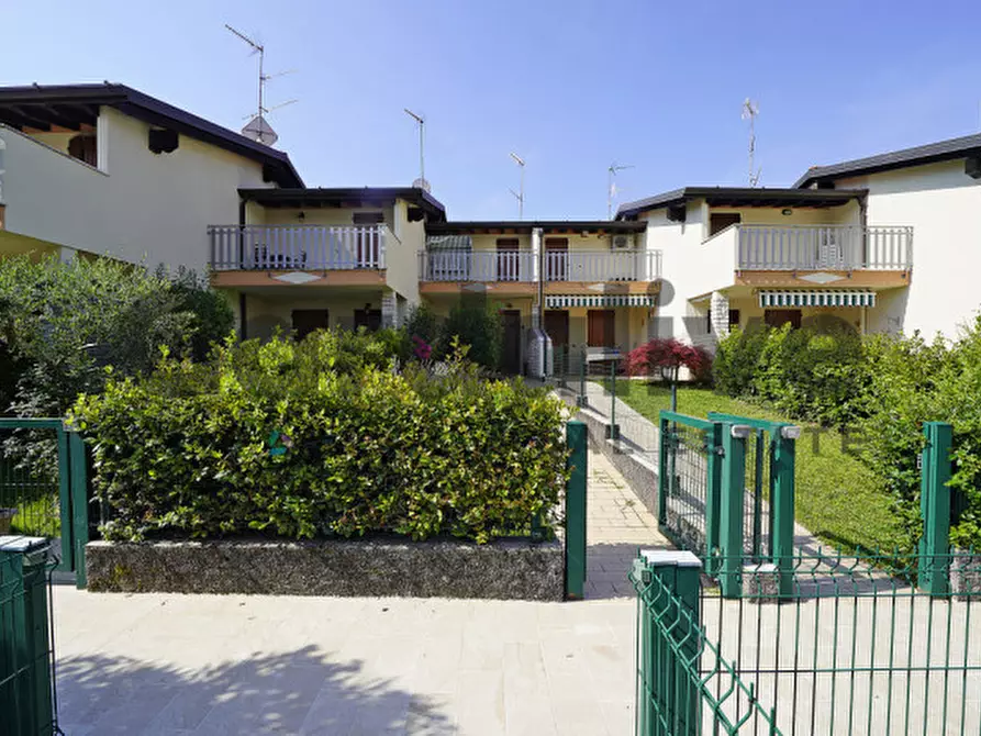 Immagine 35 di Villetta a schiera in vendita  in Via Panoramica a Manerba Del Garda