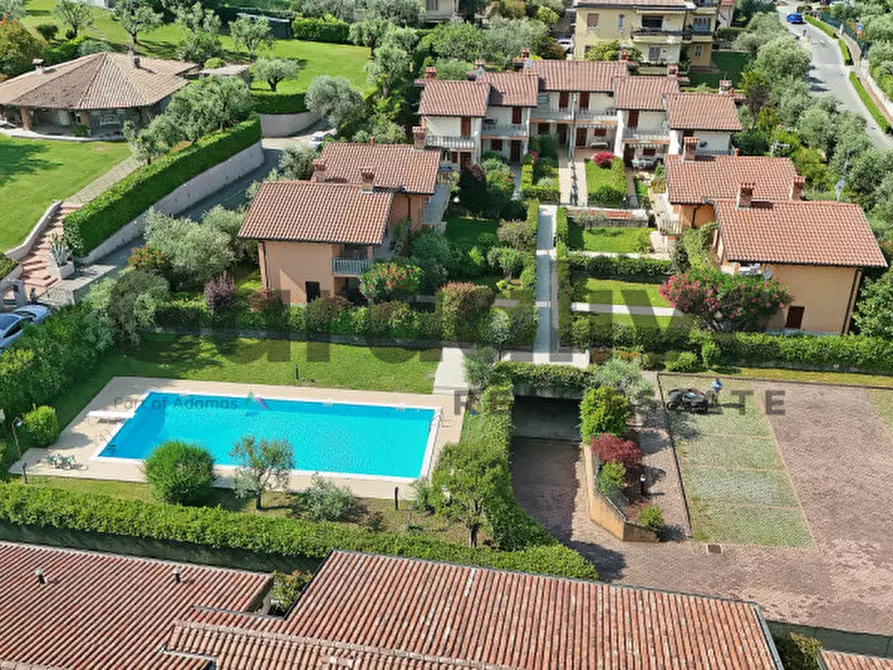Immagine 38 di Villetta a schiera in vendita  in Via Panoramica a Manerba Del Garda