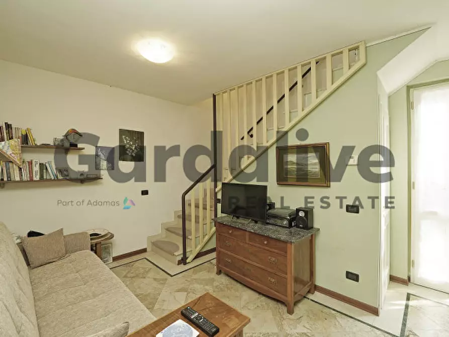 Immagine 5 di Villetta a schiera in vendita  in Via Panoramica a Manerba Del Garda