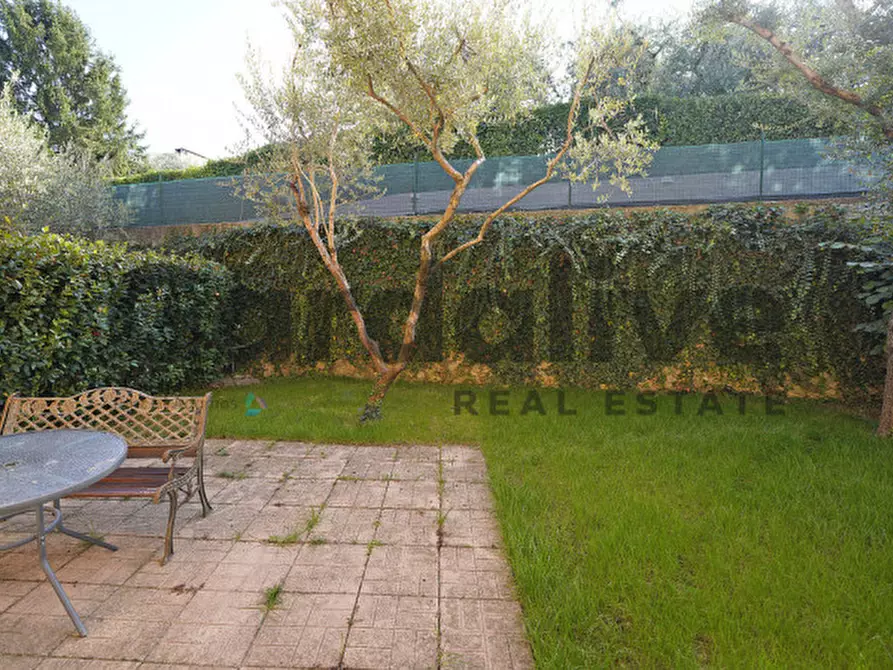 Immagine 15 di Villetta a schiera in vendita  in Via Panoramica a Manerba Del Garda