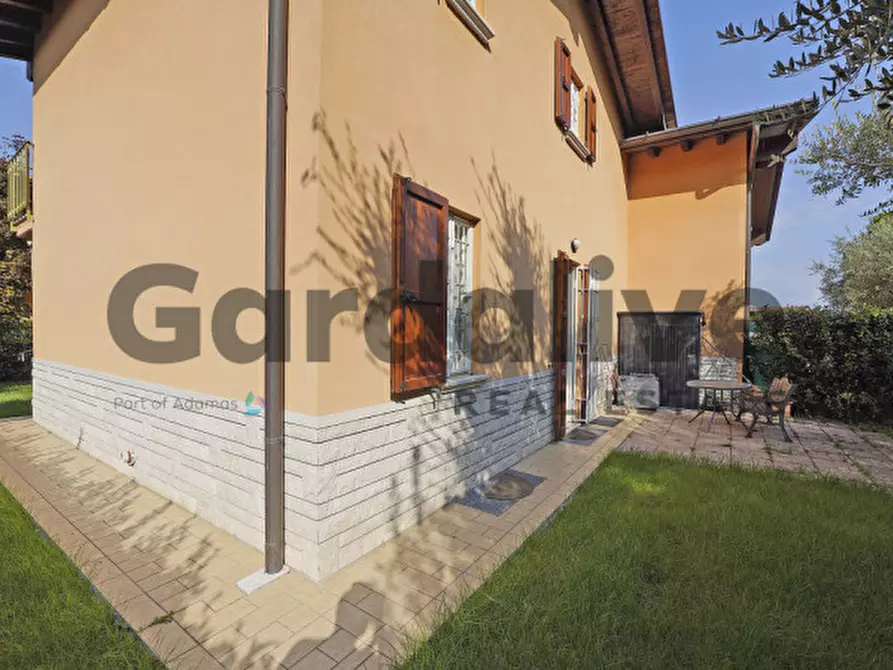 Immagine 28 di Villetta a schiera in vendita  in Via Panoramica a Manerba Del Garda