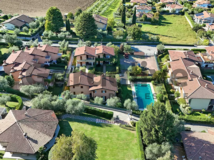 Immagine 33 di Villetta a schiera in vendita  in Via Panoramica a Manerba Del Garda