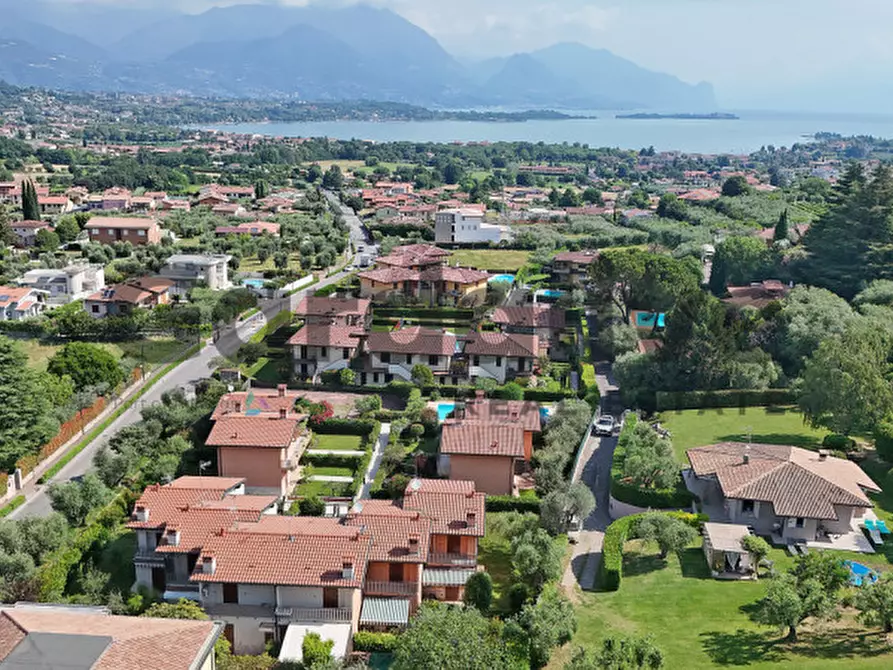 Immagine 36 di Casa bifamiliare in vendita  in Via Panoramica a Manerba Del Garda