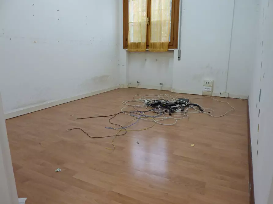 Immagine 9 di Negozio in affitto  in via roma 73 a Villorba