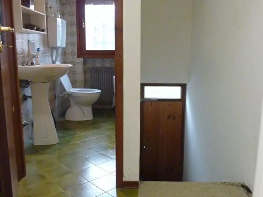 Immagine 14 di Negozio in affitto  in via roma 73 a Villorba