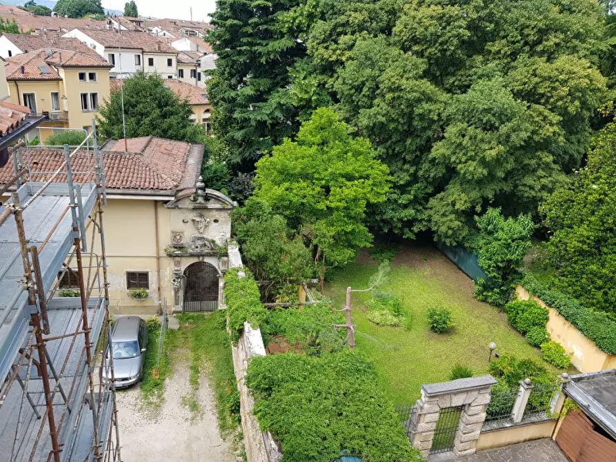 Immagine 14 di Appartamento in vendita  in Corso Fogazzaro 36100 vicenza a Vicenza