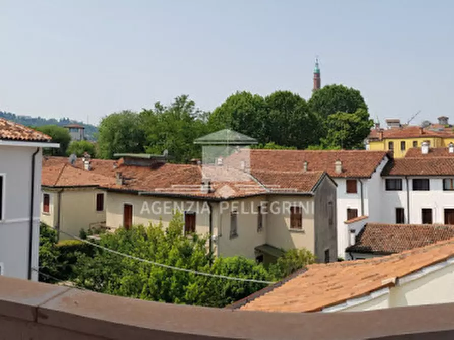 Immagine 15 di Attico in vendita  in Ponte degli angeli 36100 vicenza a Vicenza