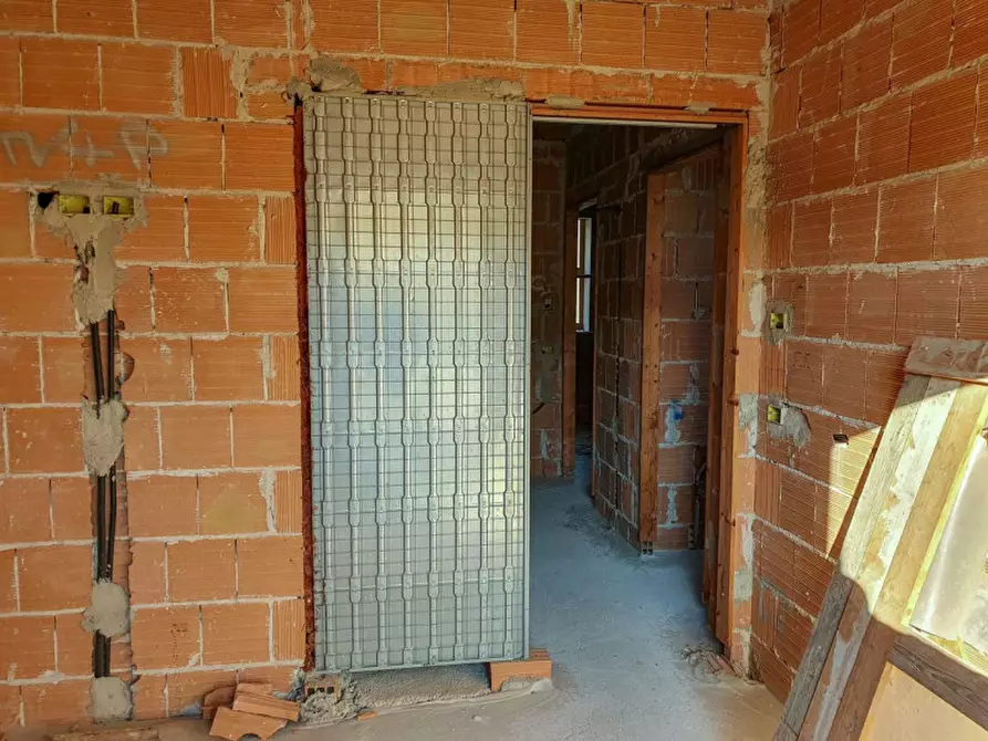 Immagine 11 di Villetta a schiera in vendita  in via dei Ciliegi a Sassocorvaro Auditore