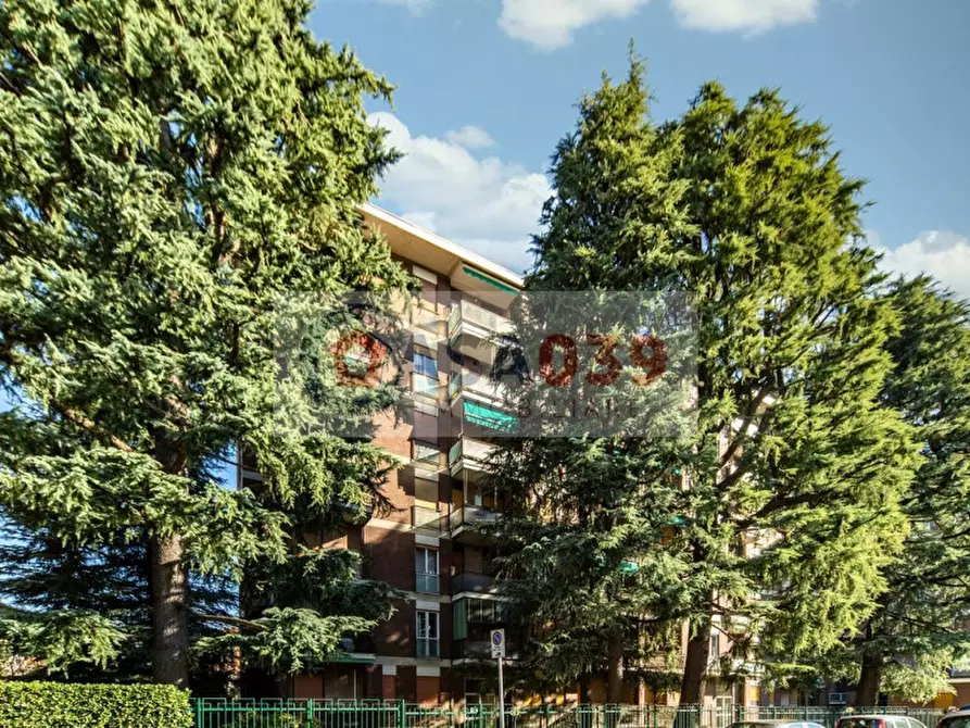 Immagine 1 di Appartamento in vendita  in Via Venezia Tridentina  4 a Monza