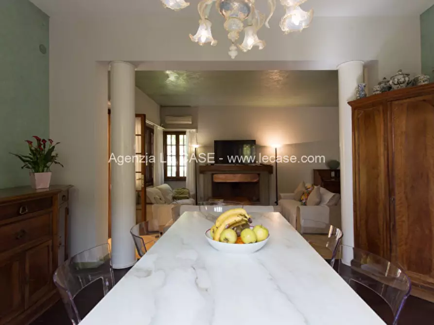 Immagine 18 di Villa in affitto  in via Vanzetti 17 a Forte Dei Marmi