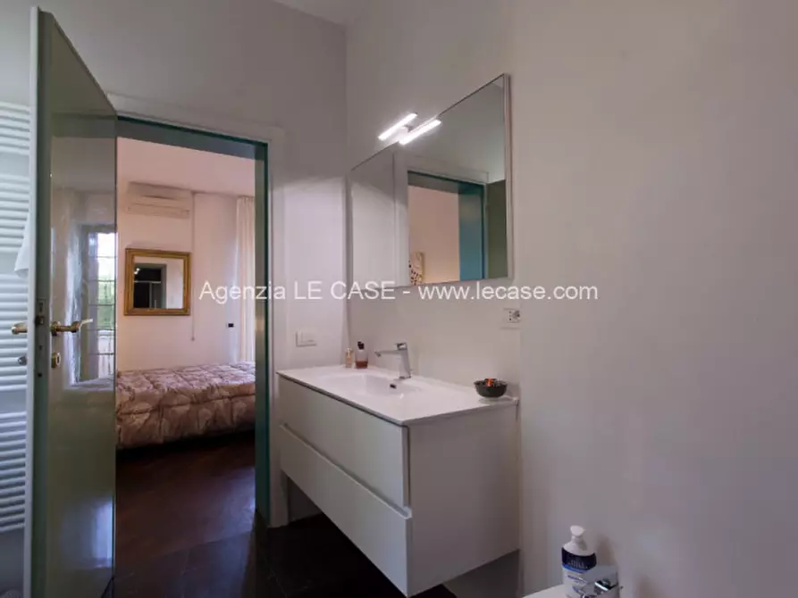 Immagine 33 di Villa in affitto  in via Vanzetti 17 a Forte Dei Marmi