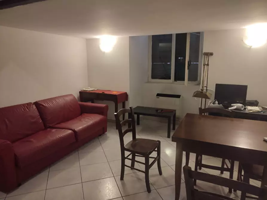 Immagine 8 di Appartamento in affitto  in Via Duomo a Napoli