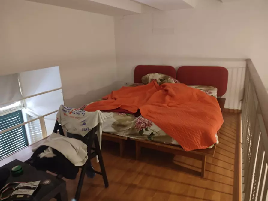 Immagine 10 di Appartamento in affitto  in Via Duomo a Napoli