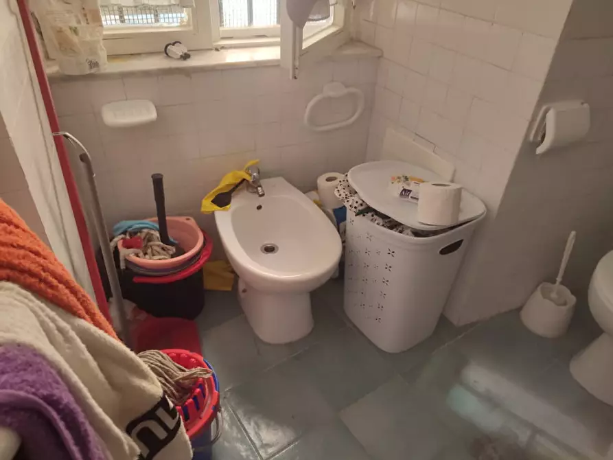 Immagine 22 di Appartamento in affitto  in Via Duomo a Napoli