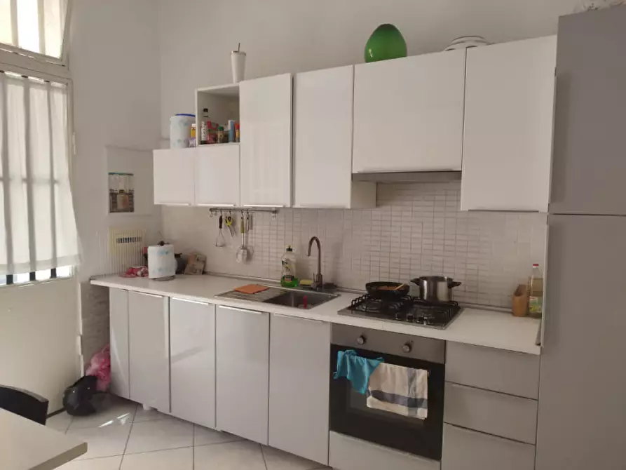 Immagine 28 di Appartamento in affitto  in Via Duomo a Napoli