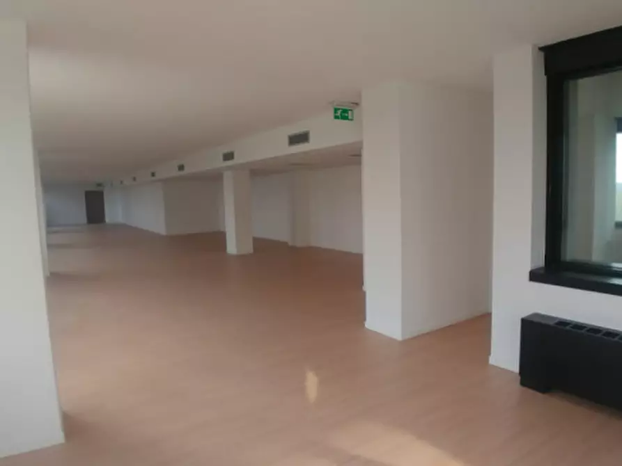 Immagine 16 di Ufficio in affitto  in VIA DI VITTORIO G. a Segrate
