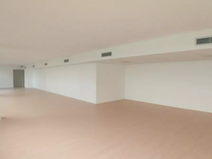 Immagine 5 di Ufficio in affitto  in VIA DI VITTORIO G. a Segrate