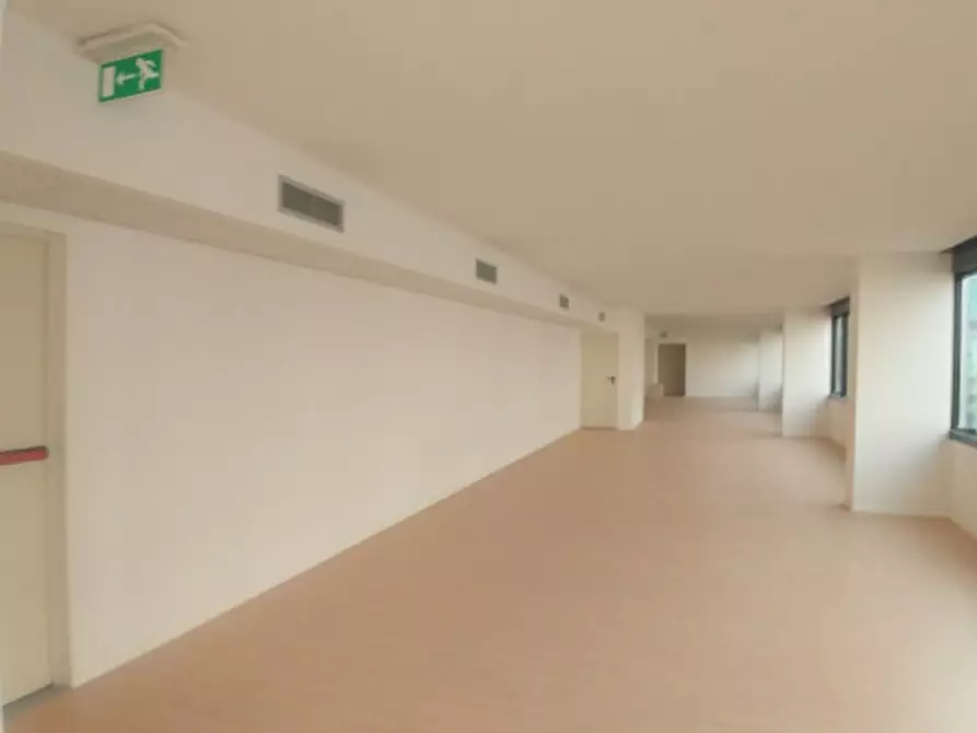 Immagine 11 di Ufficio in affitto  in VIA DI VITTORIO G. a Segrate