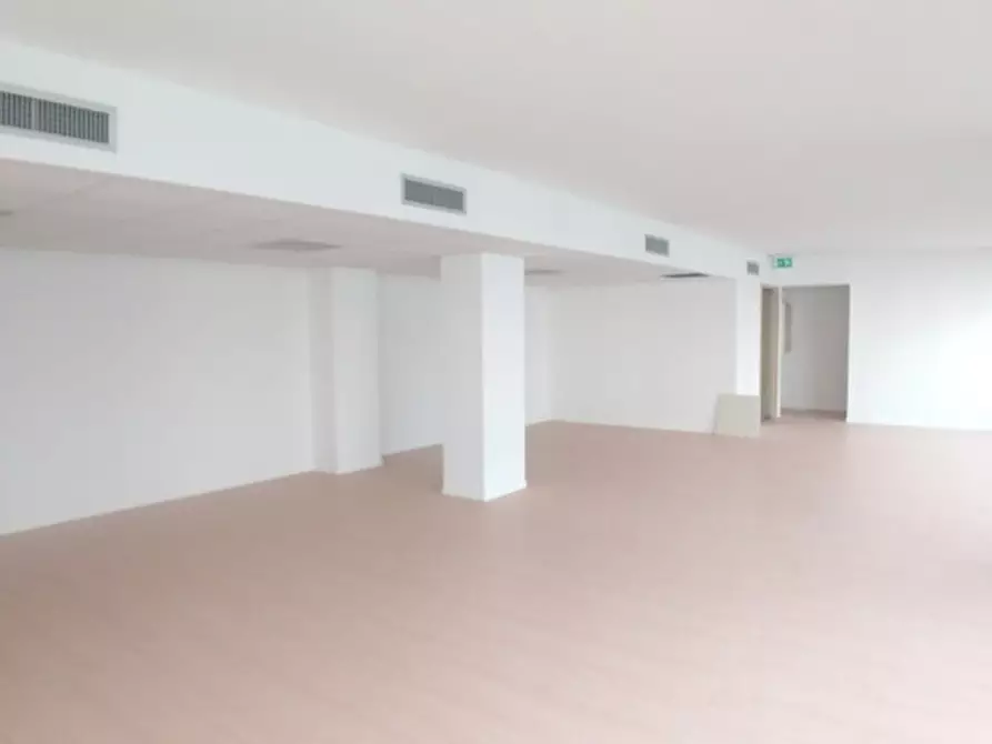 Immagine 12 di Ufficio in affitto  in VIA DI VITTORIO G. a Segrate