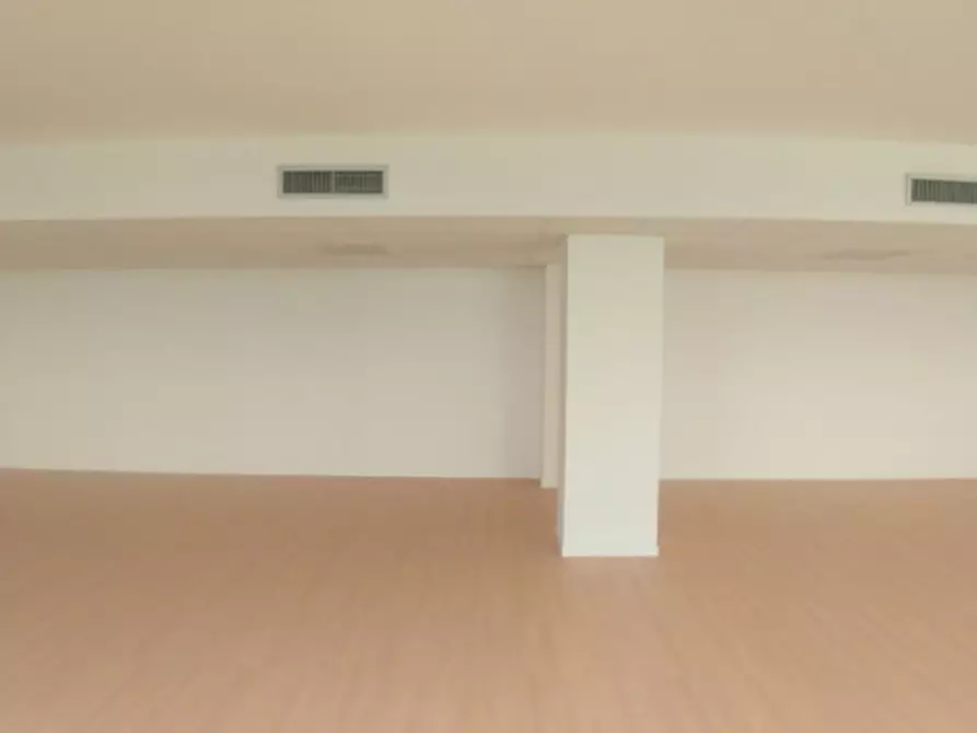 Immagine 15 di Ufficio in affitto  in VIA DI VITTORIO G. a Segrate