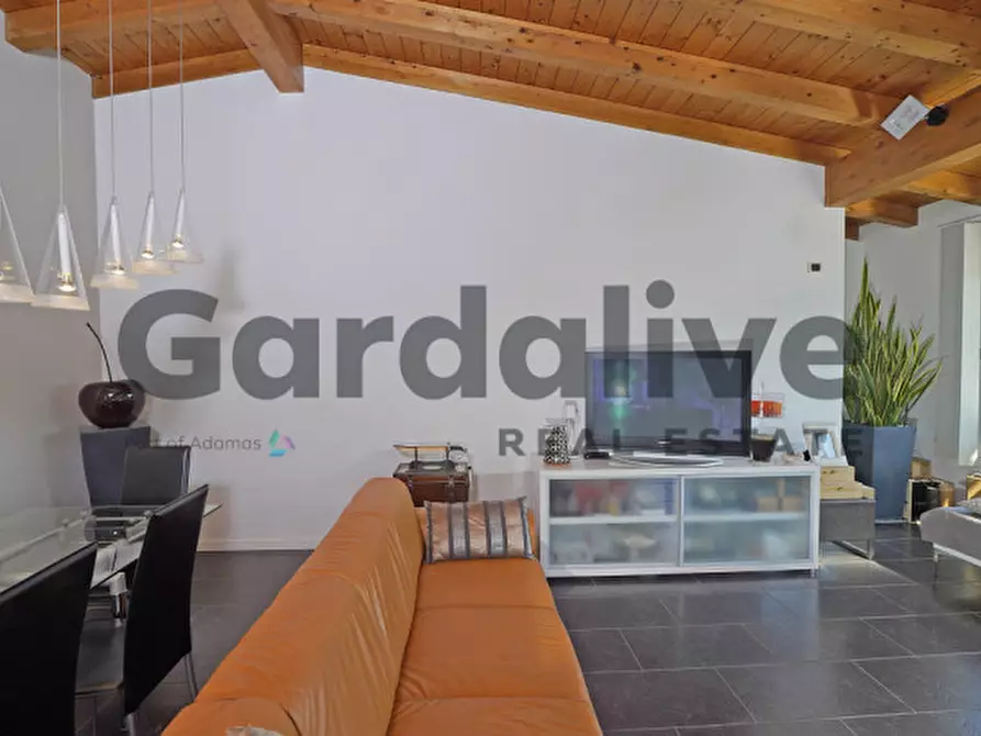 Immagine 6 di Appartamento in vendita  in Via Metelli a Padenghe Sul Garda