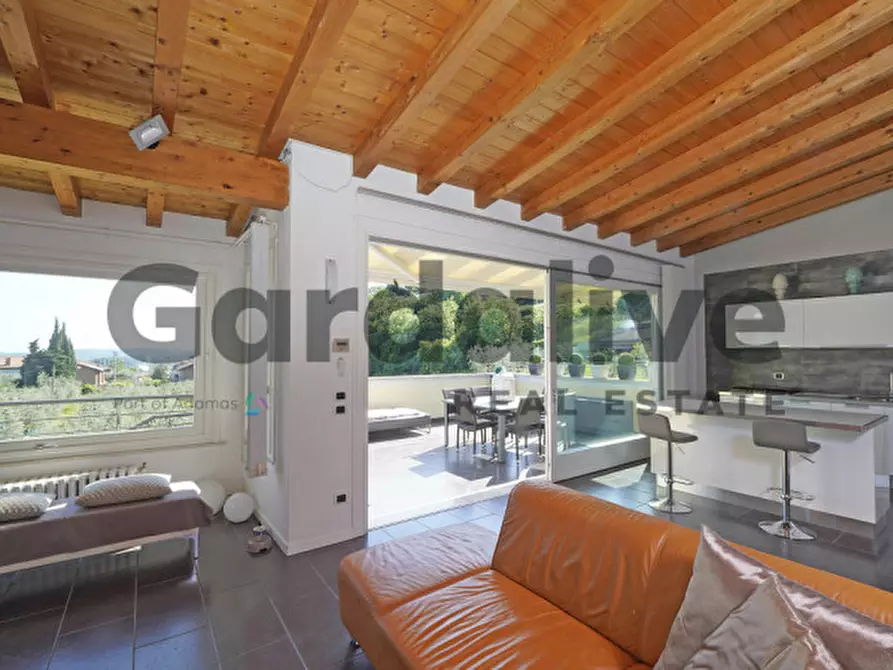 Immagine 8 di Appartamento in vendita  in Via Metelli a Padenghe Sul Garda