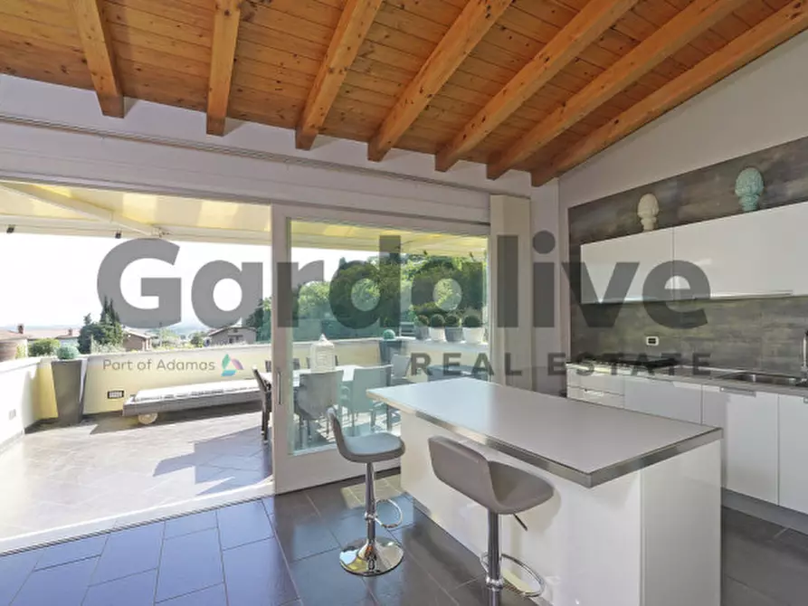 Immagine 11 di Appartamento in vendita  in Via Metelli a Padenghe Sul Garda