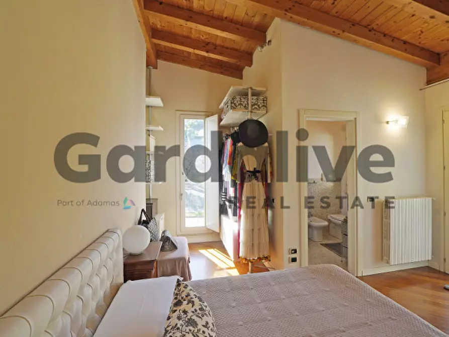 Immagine 17 di Appartamento in vendita  in Via Metelli a Padenghe Sul Garda