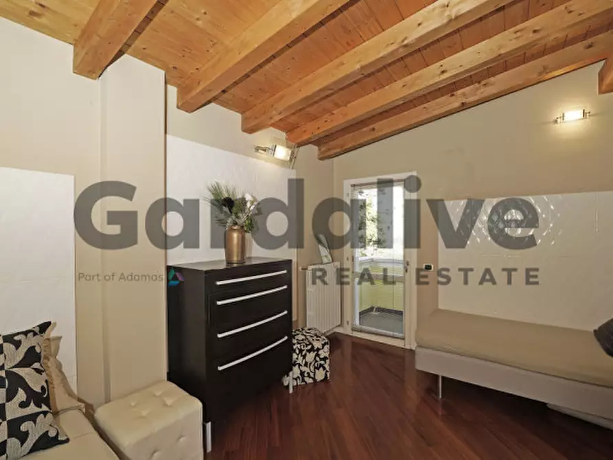 Immagine 21 di Appartamento in vendita  in Via Metelli a Padenghe Sul Garda