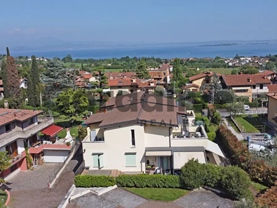 Immagine 33 di Appartamento in vendita  in Via Metelli a Padenghe Sul Garda