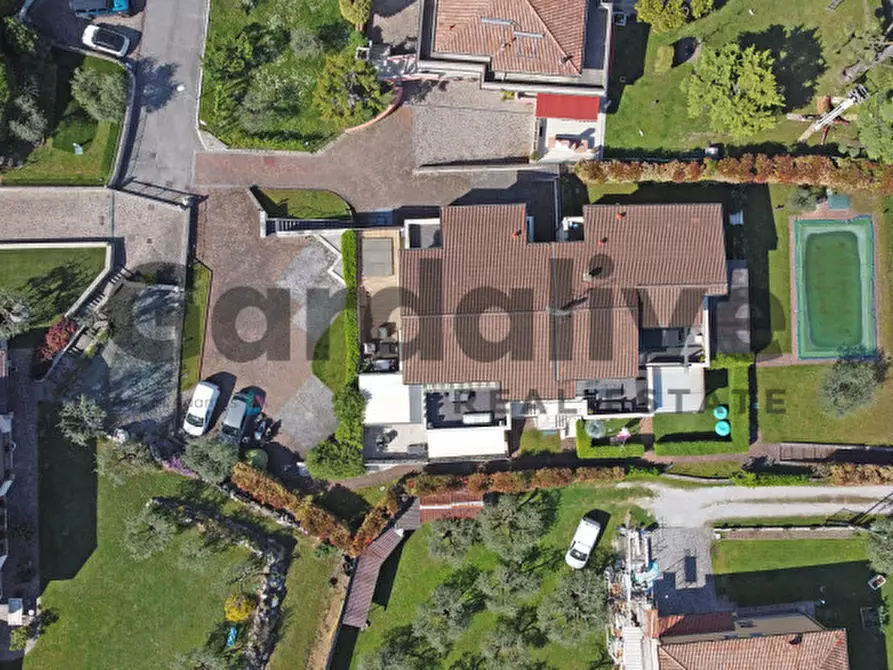 Immagine 36 di Appartamento in vendita  in Via Metelli a Padenghe Sul Garda