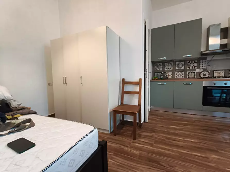 Immagine 2 di Appartamento in affitto  in Via Trinchera a Napoli