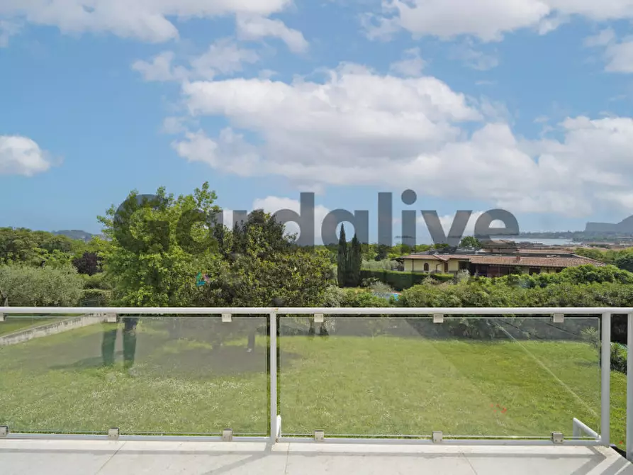 Immagine 27 di Casa indipendente in vendita  a Manerba Del Garda