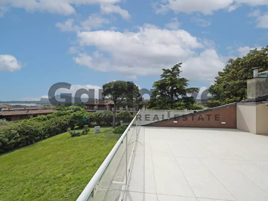 Immagine 29 di Casa indipendente in vendita  a Manerba Del Garda