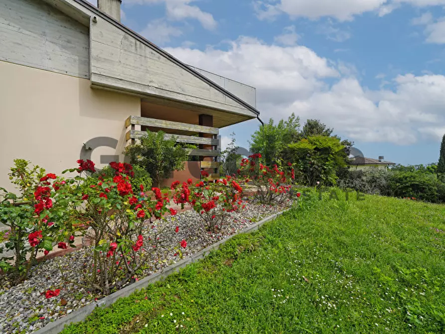 Immagine 32 di Casa indipendente in vendita  a Manerba Del Garda