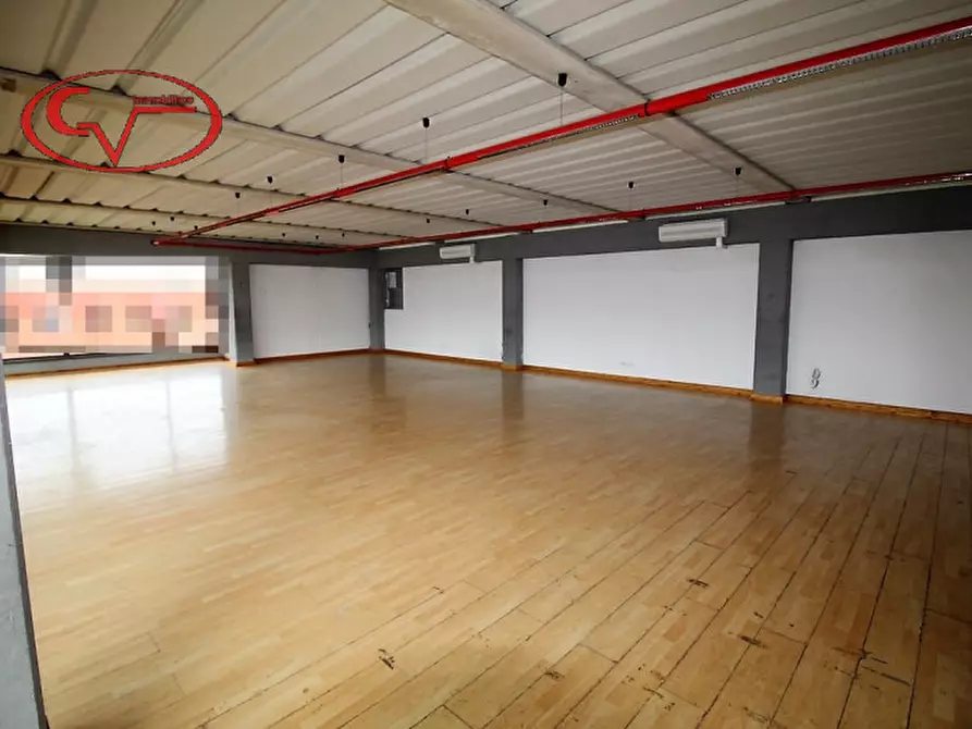 Immagine 1 di Capannone industriale in affitto  in statale 69 a Montevarchi