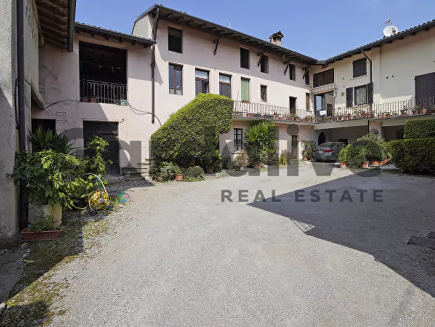 Immagine 3 di Rustico / casale in vendita  in Via Santa Maria a Manerba Del Garda