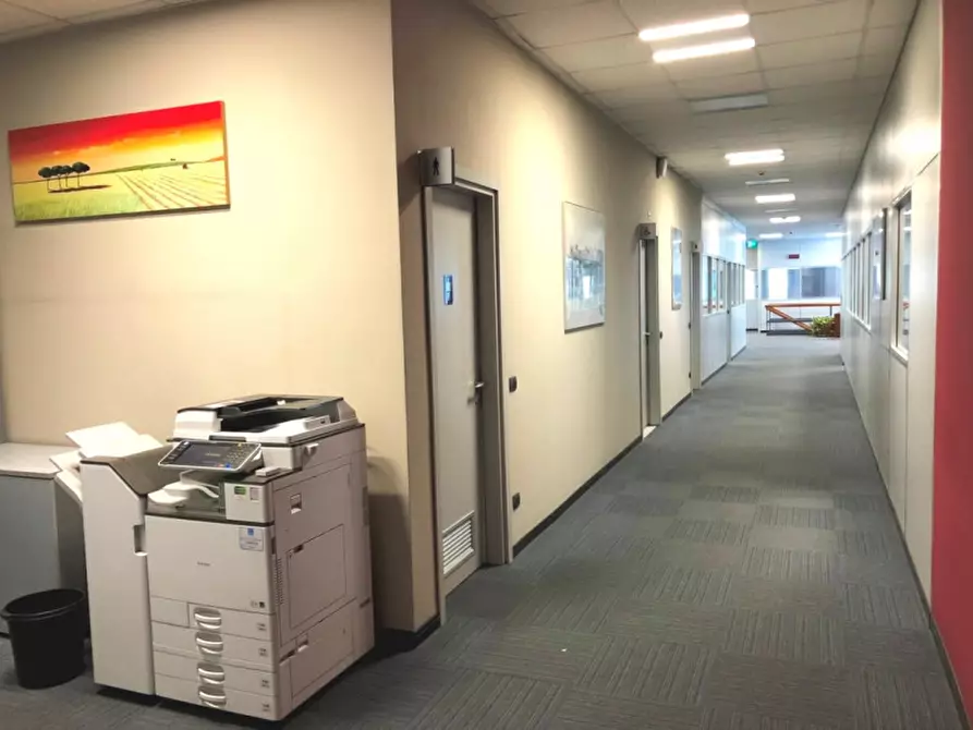 Immagine 13 di Ufficio in affitto  in VIA MAZZINI G. a Cernusco Sul Naviglio