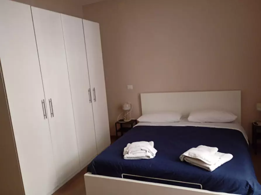 Immagine 4 di Appartamento in affitto  in Via Toledo a Napoli