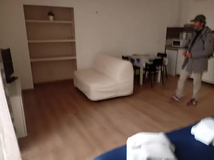 Immagine 15 di Appartamento in affitto  in Via Toledo a Napoli