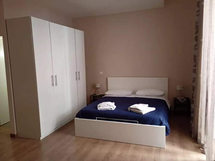 Immagine 16 di Appartamento in affitto  in Via Toledo a Napoli