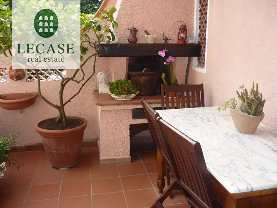 Immagine 4 di Villa in vendita  in via Carducci 17 a Forte Dei Marmi