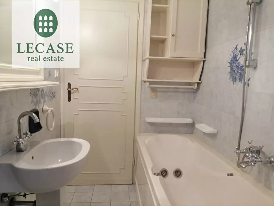 Immagine 21 di Villa in vendita  in via Carducci 17 a Forte Dei Marmi