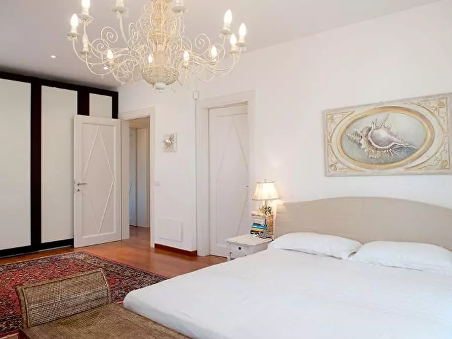 Immagine 29 di Villa in affitto  in via Duca degli Abruzzi 20 a Forte Dei Marmi