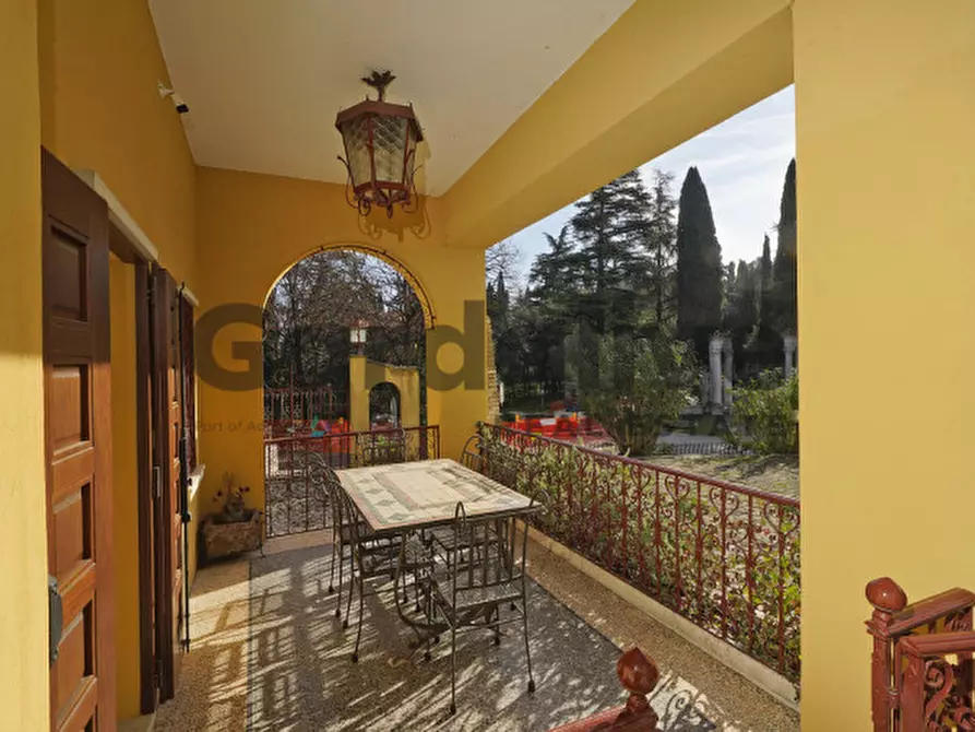 Immagine 9 di Villa in vendita  in Via Caio Valerio Catullo a Sirmione