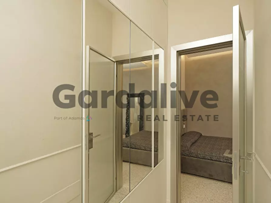 Immagine 20 di Villa in vendita  in Via Caio Valerio Catullo a Sirmione