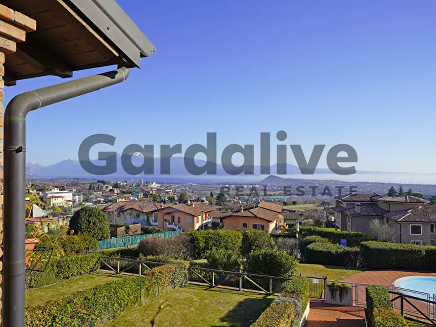 Immagine 2 di Appartamento in vendita  in Via Lago Lucone ,20 a Polpenazze Del Garda